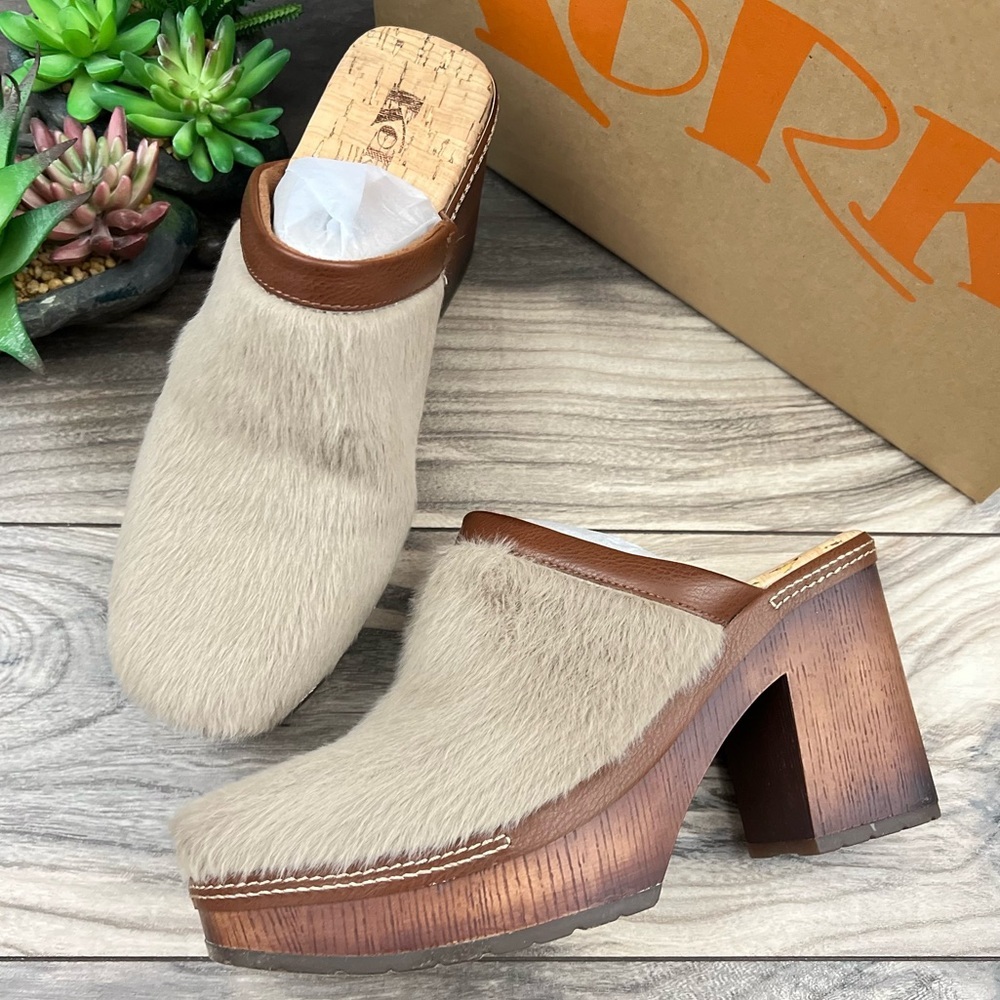 NIB Korks By Kork Ease Lori Faux Fur Slip On Clog Mule Taupe 8M 39